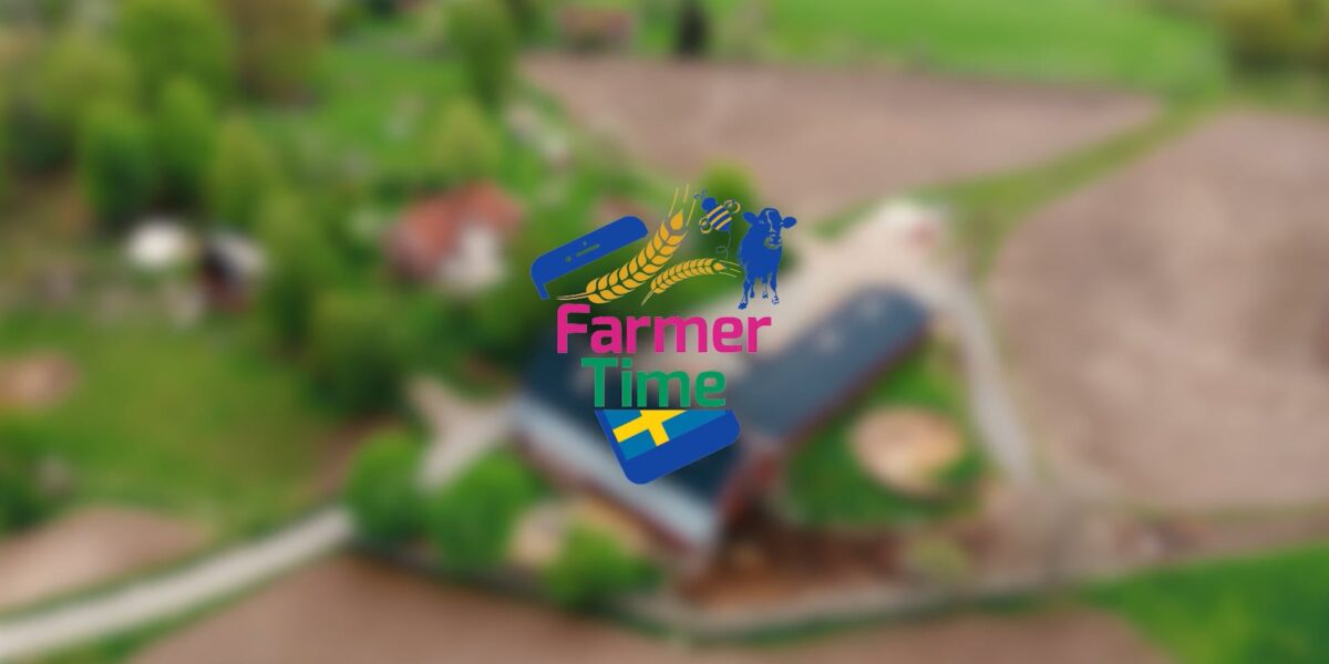 Farmertime logotyp över en suddig bild på en gård