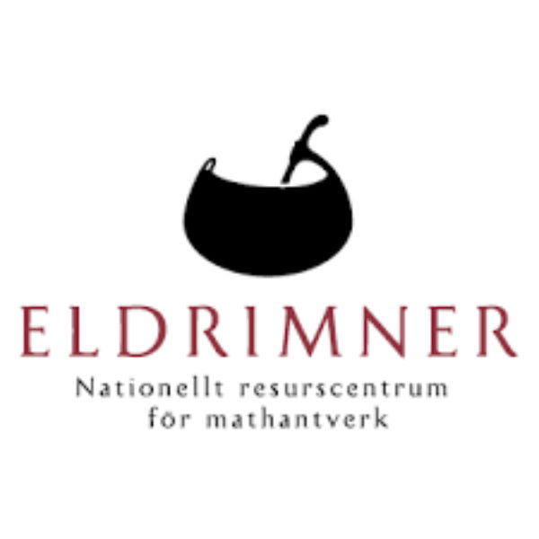Eldrimer-logotyp med en svart, stiliserad gryta ovanför röd text ”ELDRIMNER” och mindre grå text ”Nationellt resurscentrum för mathantverk”, placerad centralt mot vit bakgrund.