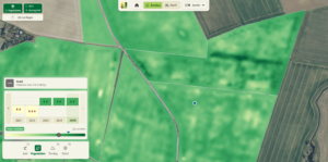 Satellite-based vegetation analysis map overlays green shading on farm fields around “Bällerupsvägen,” showing varying plant growth levels. Sidebar reads “Vegetation,” “2025 Säsongsbild,” and “Stabil – Förbättras över 8 år (måttlig)” with a 2021–2025 trend chart.
